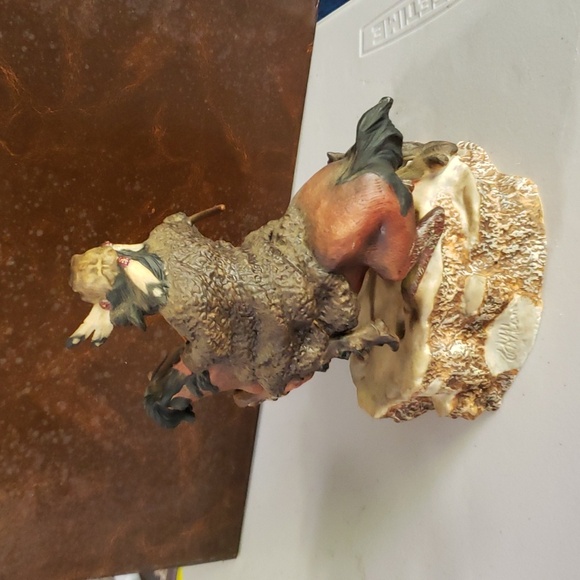 INDIAN  SPIRIT OF THE WEST  WIND  Indian statue - Picture 6 of 13